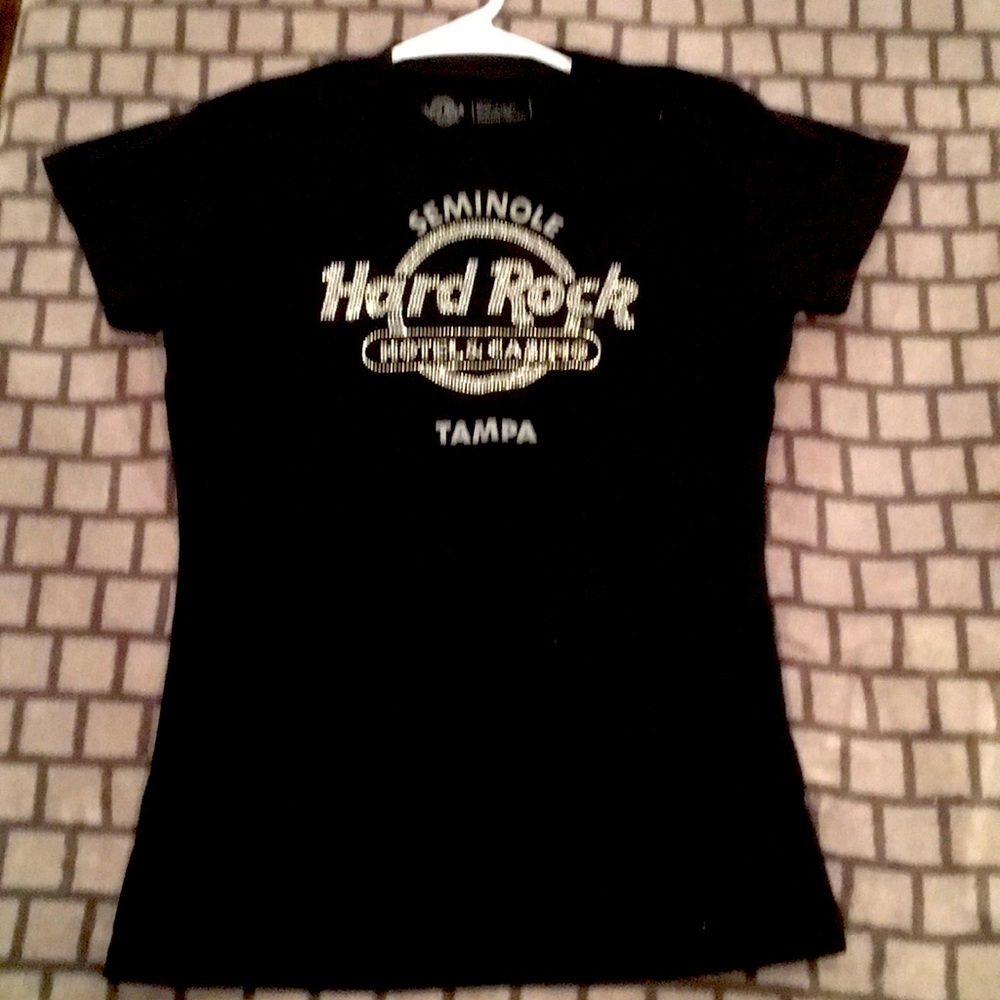 Hard Rock girls t- shirt black 100% cotton.